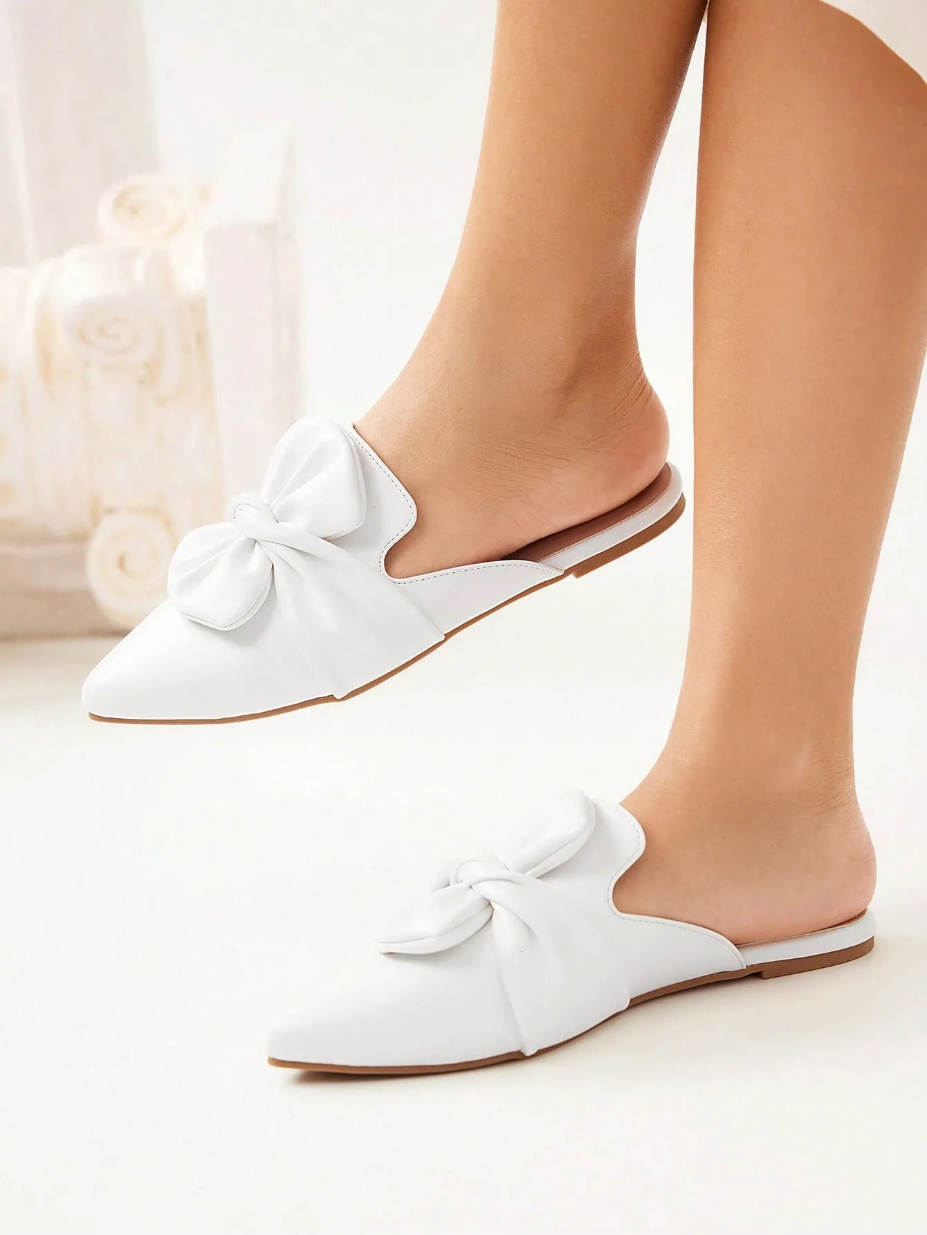 CUCCOO CHICEST Women's Fashionable White Flat Shoes With Large Bow Decoration And Slip-On Design